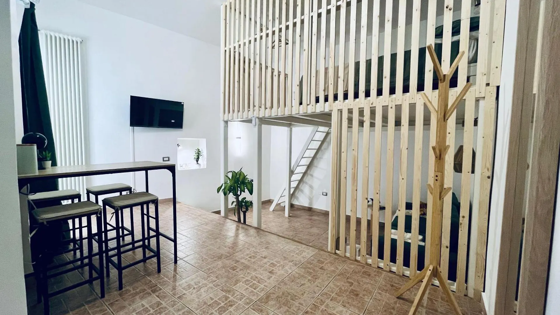 Leonardo Guest House Roma 0*, Rome Italy