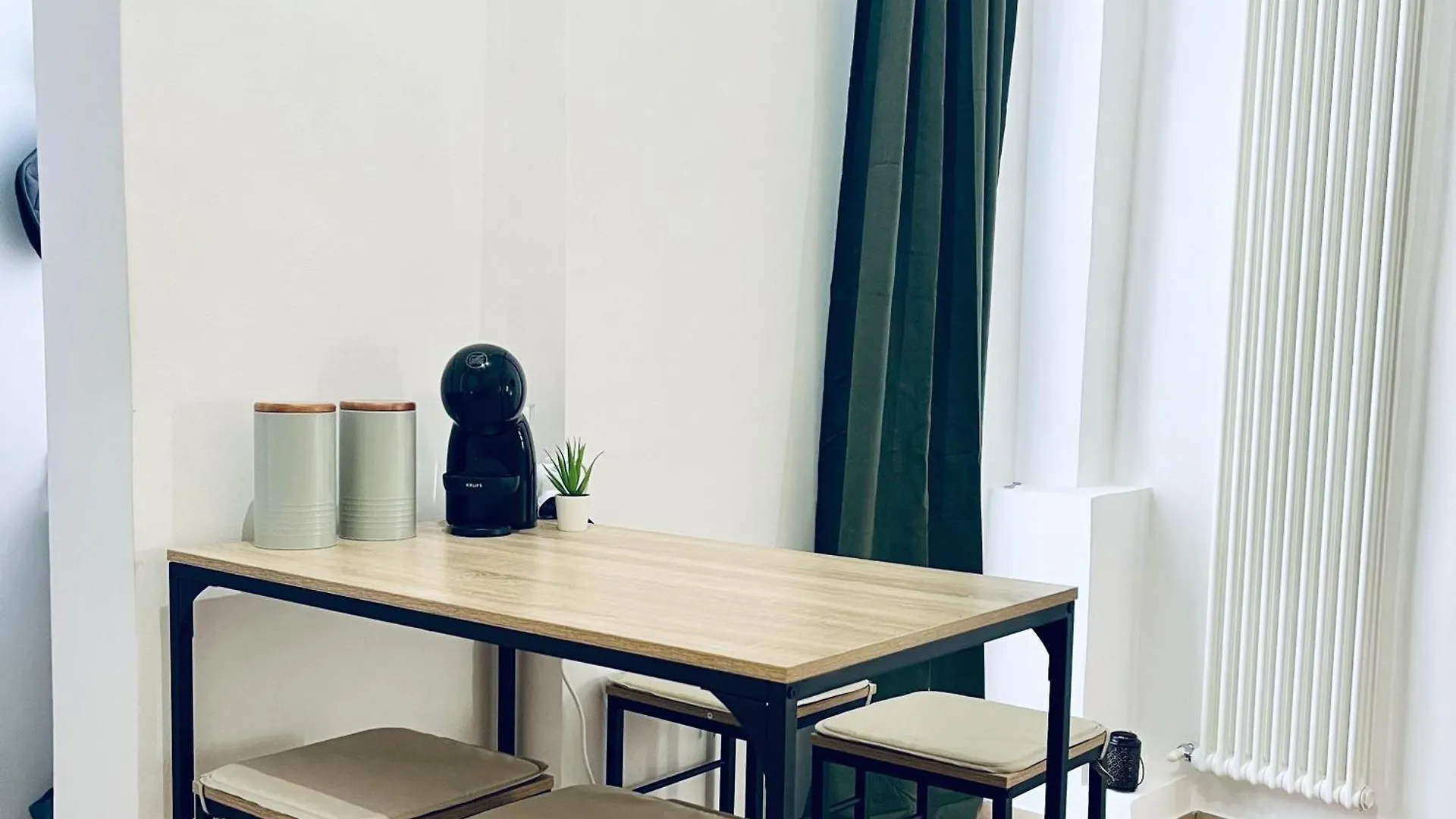 Leonardo Guest House Roma 0*, Rome Italy